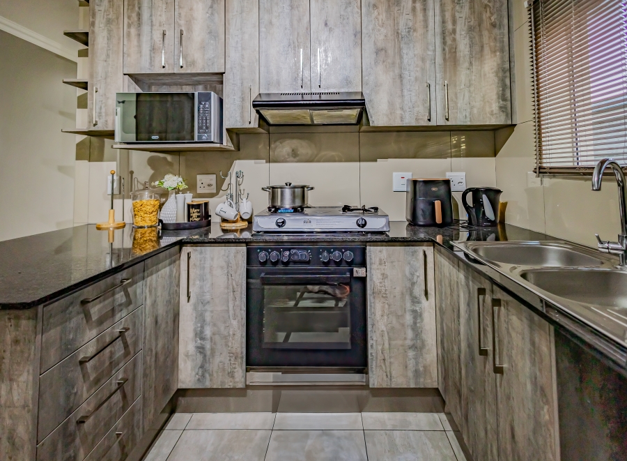 3 Bedroom Property for Sale in Windsor Park Estate Western Cape
